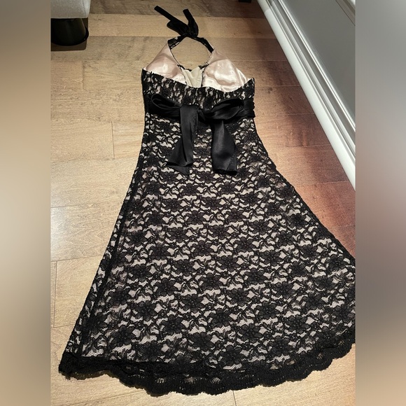 White House Black Market size 0 halter lace dress - Picture 3 of 10